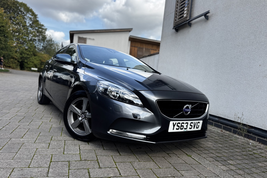 Volvo V40 